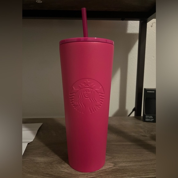 Hot pink stainless steel tumbler 🥰